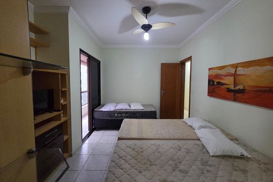 Suíte 1 de apartamento para alugar com 3 quartos, 118m² em Canto do Forte, Praia Grande