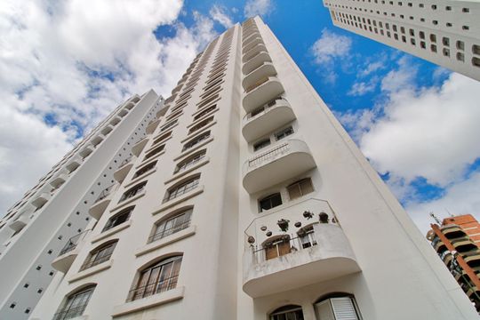 Fachada de apartamento para alugar com 3 quartos, 211m² em Vila Morumbi, São Paulo