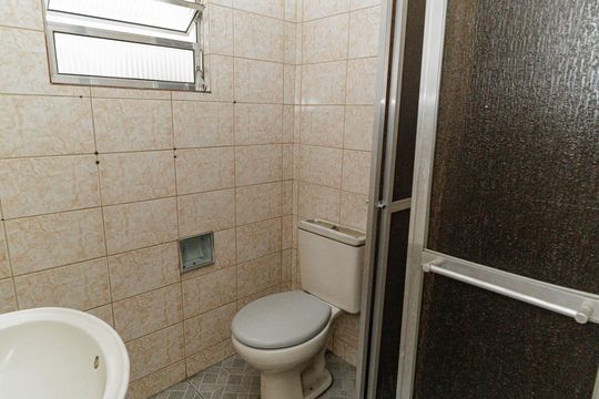 Banheiro de casa para alugar com 3 quartos, 254m² em Campo Grande, Rio de Janeiro