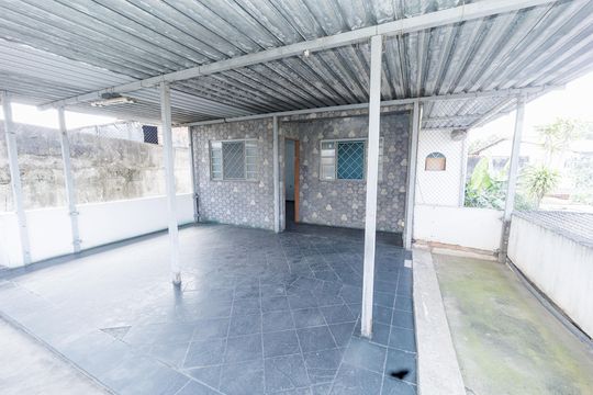 Varanda de casa à venda com 6 quartos, 506m² em Campo Grande, Rio de Janeiro