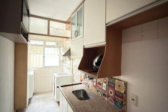 Cozinha e Área de Serviço de apartamento à venda com 2 quartos, 52m² em Paulicéia, São Bernardo do Campo