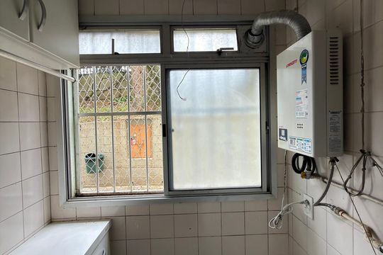 Cozinha e Área de Serviço de apartamento à venda com 2 quartos, 52m² em Paulicéia, São Bernardo do Campo