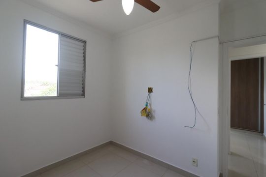 Quarto 2 de apartamento para alugar com 2 quartos, 47m² em Parque Sao Sebastiao, Ribeirão Preto