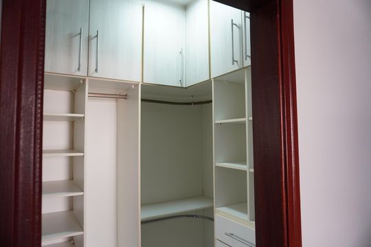 Closet da suíte de casa para alugar com 4 quartos, 260m² em Parque Novo Mundo, Americana