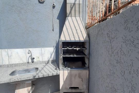 Casa à venda com 3 quartos, 200m² em Vila Francos, São Paulo
