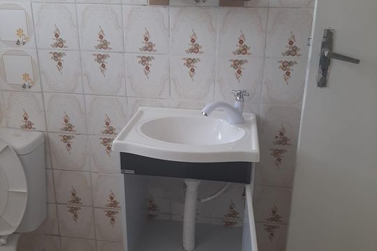 Banheiro 1 de casa à venda com 3 quartos, 200m² em Vila Francos, São Paulo