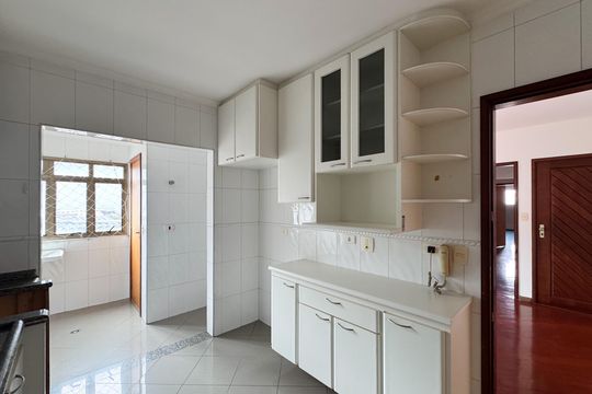 Cozinha de apartamento para alugar com 3 quartos, 103m² em Nova Petrópolis, São Bernardo do Campo