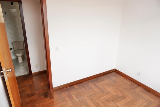 Quarto 2 de apartamento à venda com 3 quartos, 68m² em Pompéia, Belo Horizonte