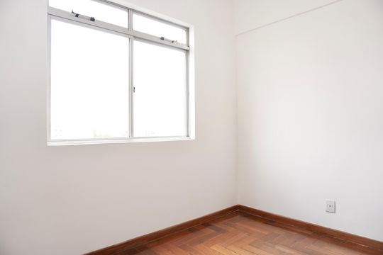 Quarto 2 de apartamento à venda com 3 quartos, 68m² em Pompéia, Belo Horizonte