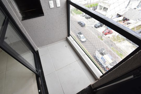Sacada com Churrasqueira de apartamento para alugar com 2 quartos, 47m² em Parque da Fonte, São José dos Pinhais
