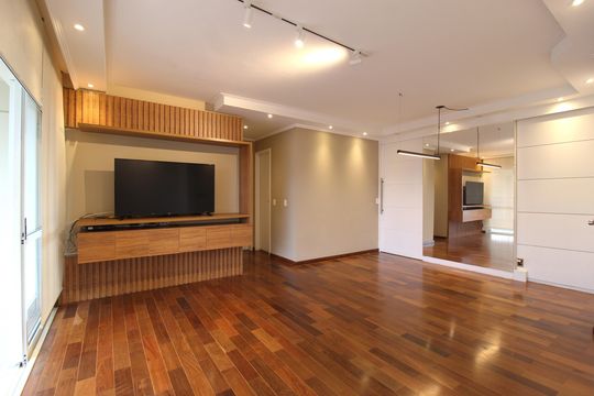 Apartamento para alugar com 3 quartos, 128m² em Moema, São Paulo