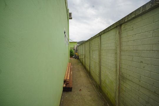 Área de Serviço  de casa para alugar com 1 quarto, 70m² em Forquilhas, São José