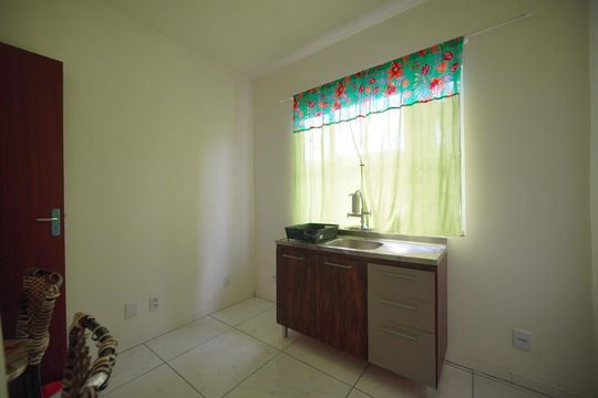 Cozinha  de casa para alugar com 1 quarto, 70m² em Forquilhas, São José