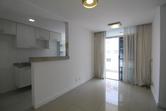 Apartamento para alugar com 2 quartos, 50m² em Anil, Rio de Janeiro