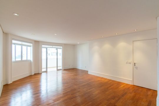 Apartamento para alugar com 3 quartos, 135m² em Vila Mascote, São Paulo