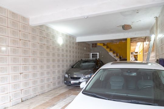 Garagem de casa à venda com 4 quartos, 220m² em Jardim Santa Maria, Guarulhos
