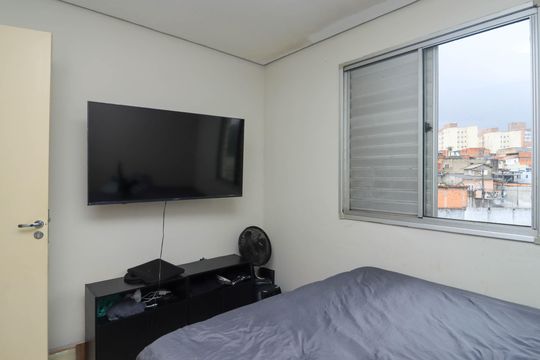 Apartamento para alugar com 2 quartos, 45m² em Vila Indiana, Taboão da Serra