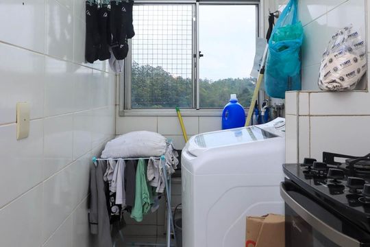 Área de serviço de apartamento para alugar com 2 quartos, 45m² em Vila Indiana, Taboão da Serra