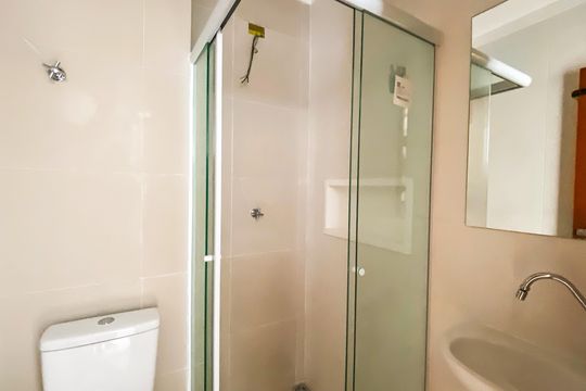 Banheiro de apartamento para alugar com 1 quarto, 25m² em Vila Buenos Aires, São Paulo