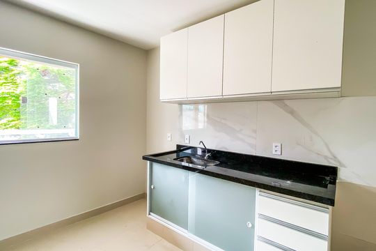 Sala/cozinha de apartamento para alugar com 1 quarto, 25m² em Vila Buenos Aires, São Paulo