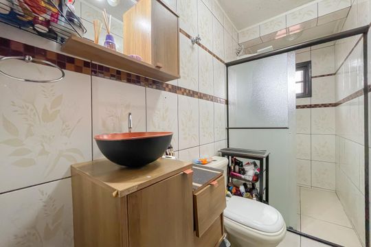 Banheiro da Suíte de casa à venda com 2 quartos, 157m² em Jardim D’abril, Osasco