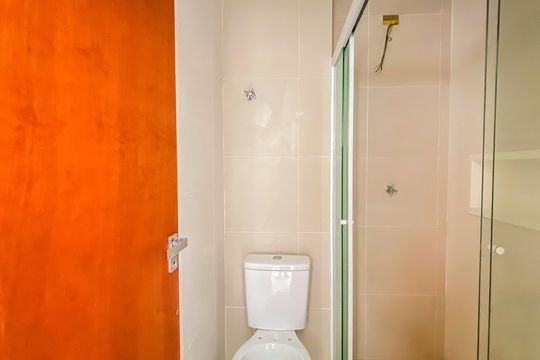 Banheiro de apartamento para alugar com 1 quarto, 25m² em Vila Buenos Aires, São Paulo