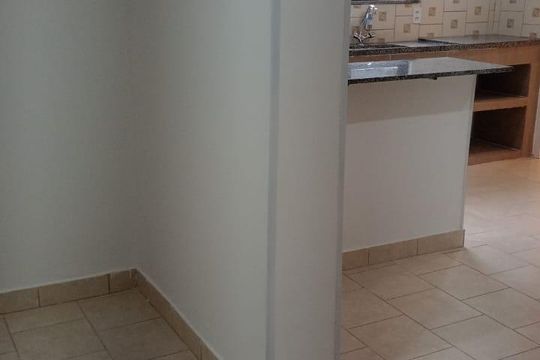 Cozinha de apartamento para alugar com 3 quartos, 120m² em Zumbi, Rio de Janeiro