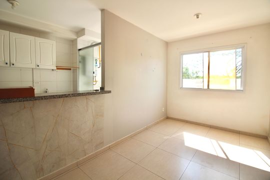 Sala de apartamento à venda com 2 quartos, 48m² em Jardim Santo Onofre, São Paulo