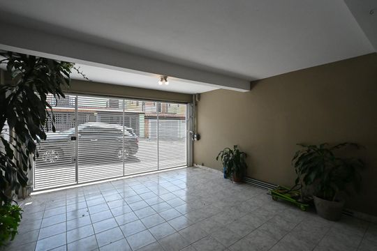 Garagem de casa à venda com 3 quartos, 181m² em Jardim America, Taboão da Serra