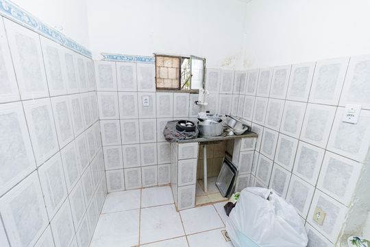 Cozinha de casa para alugar com 1 quarto, 87m² em Senador Vasconcelos, Rio de Janeiro