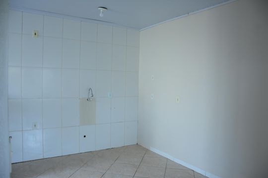 Cozinha de casa para alugar com 2 quartos, 60m² em Vila Imbui, Cachoeirinha