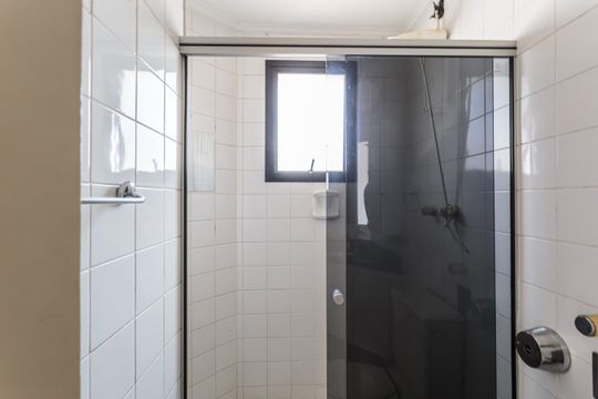 Banheiro da Suíte de apartamento à venda com 1 quarto, 38m² em Planalto Paulista, São Paulo