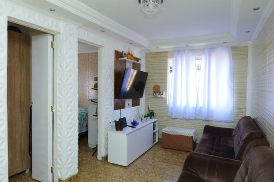 Apartamento à venda com 2 quartos, 45m² em Colônia (zona Leste), São Paulo