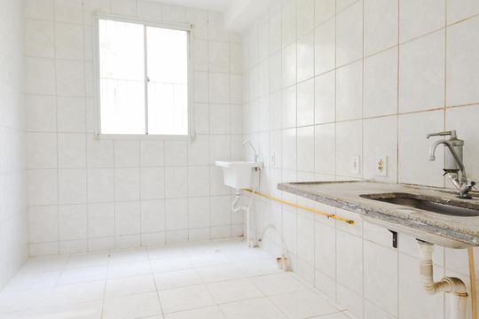 Cozinha de apartamento à venda com 2 quartos, 47m² em Pimenta, Guarulhos