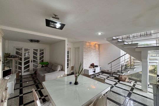 Apartamento à venda com 3 quartos, 160m² em Vargem Pequena, Rio de Janeiro