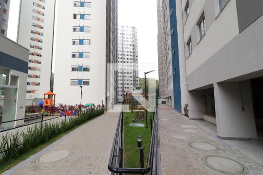 Área comum de apartamento para alugar com 2 quartos, 34m² em Usina Piratininga, São Paulo