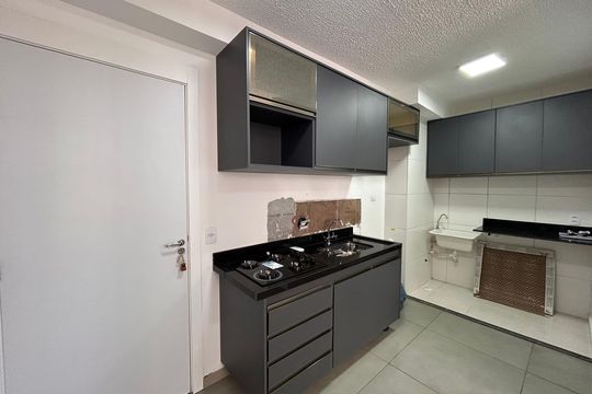 Cozinha  de apartamento para alugar com 2 quartos, 34m² em Usina Piratininga, São Paulo