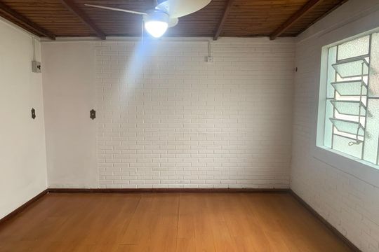 Sala de casa para alugar com 3 quartos, 108m² em Rio Branco, São Leopoldo