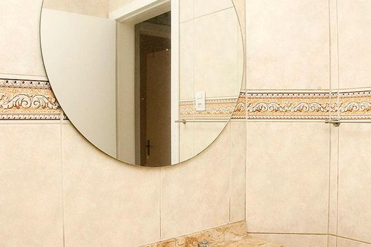 Banheiro 1 de apartamento à venda com 2 quartos, 62m² em Menino Deus, Porto Alegre