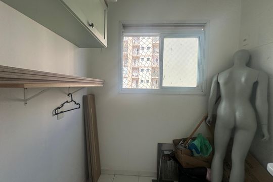 Área de Serviço de apartamento para alugar com 2 quartos, 58m² em Jardim Tupanci, Barueri