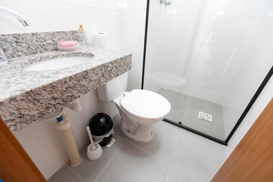 BANHEIRO de apartamento para alugar com 2 quartos, 45m² em Notre Dame, Campinas