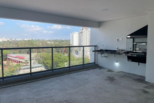 Apartamento à venda com 3 quartos, 185m² em Santo Amaro, São Paulo