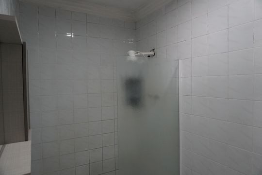 Banheiro  de casa de condomínio para alugar com 1 quarto, 40m² em Chácara Machado, Americana