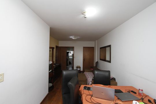 Sala de apartamento à venda com 3 quartos, 95m² em Serra, Belo Horizonte