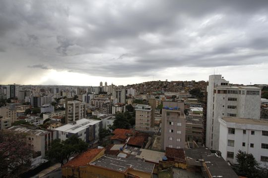 Vista de apartamento à venda com 3 quartos, 95m² em Serra, Belo Horizonte