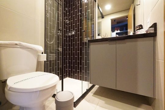 Banheiro de kitnet/studio à venda com 1 quarto, 25m² em Vila Mariana, São Paulo
