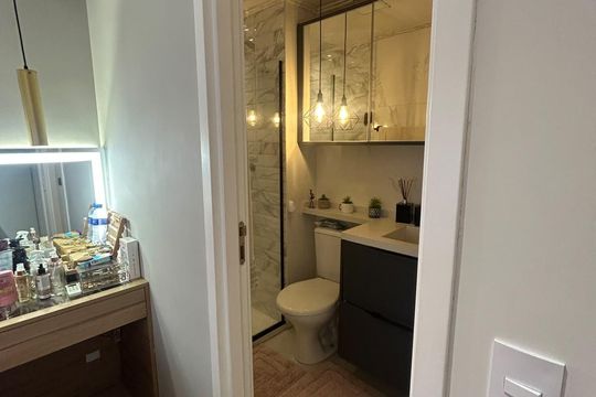 Banheiro 1 de apartamento para alugar com 3 quartos, 58m² em Usina Piratininga, São Paulo