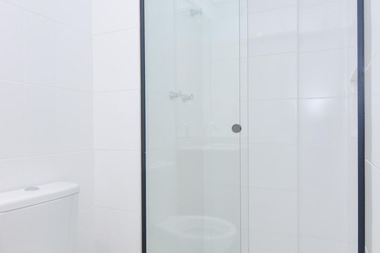 Banheiro de kitnet/studio à venda com 1 quarto, 30m² em Picanço, Guarulhos