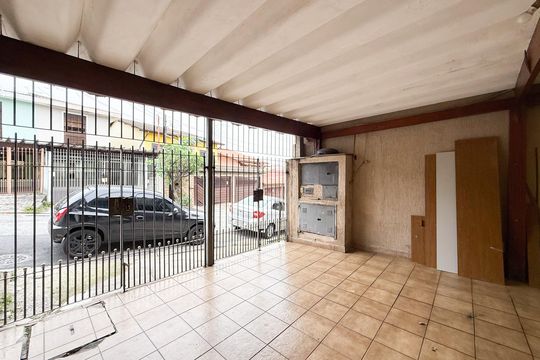 Garagem de casa para alugar com 2 quartos, 100m² em Parque Sao Domingos, São Paulo