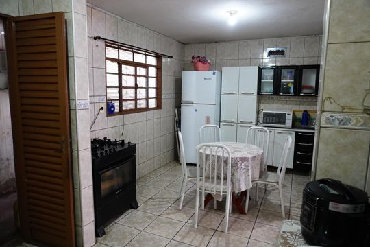 Cozinha de casa à venda com 3 quartos, 90m² em Antônio Zanaga Ii, Americana